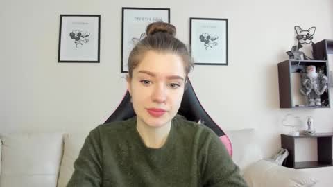 dazdrasmigdasue online show from 11, 1, 2025