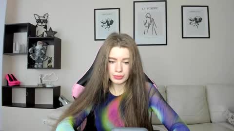 dazdrasmigdasue online show from 30, 1, 2025