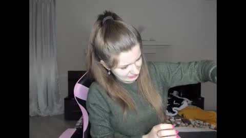 dazdrasmigdasue online show from 9, 2, 2025