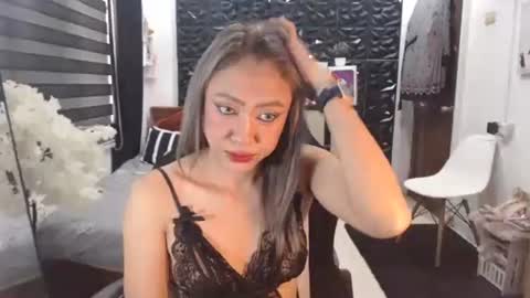 stephaniechim online show from 12, 3, 2026