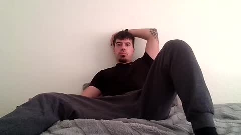 Snapshot of ddavid_012 chatting on 23, 2, 2025 david online show from 23, 2, 2025