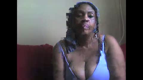 Snapshot of ddboobsnipples chatting on 5, 3, 2025 ddboobsnipples online show from 5, 3, 2025