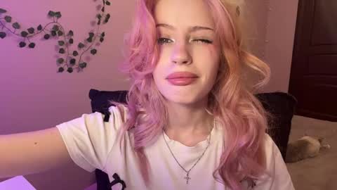 Snapshot of deannmagnie chatting on 3, 5, 2026 Maggie online show from 3, 5, 2026
