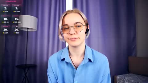 Snapshot of deannmaslen chatting on 1, 10, 2025 Charlie 18yo online show from 1, 10, 2025