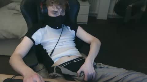 Snapshot of deanparkerx chatting on 25, 10, 2025 Dean online show from 25, 10, 2025