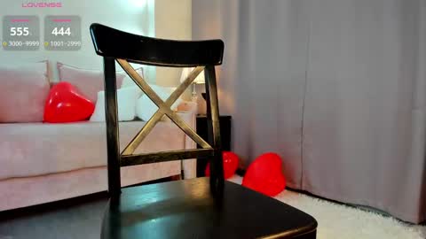 Emily GMT2 Mon 10 AM - 4 PM Wed 10 AM - 4 PM Thu 10 AM - 4 PM Fri 10 AM - 4 PM Sat 10 AM - 4 PM online show from 20, 2, 2025