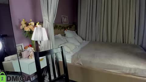 Snapshot of dearly_emily chatting on 21, 3, 2026 Emily GMT2 Mon 10 AM - 4 PM Wed 10 AM - 4 PM Thu 10 AM - 4 PM Fri 10 AM - 4 PM Sat 10 AM - 4 PM online show from 21, 3, 2026