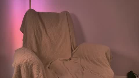 Moa . online show from 18, 4, 2026