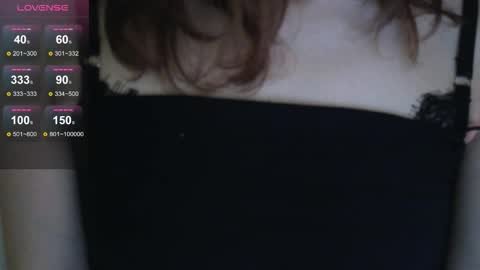 Snapshot of debihenks chatting on 25, 11, 2025 Eva online show from 25, 11, 2025