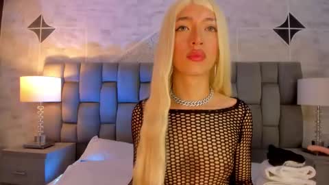 Snapshot of deboracopper chatting on 19, 3, 2026 DeboraCooper online show from 19, 3, 2026