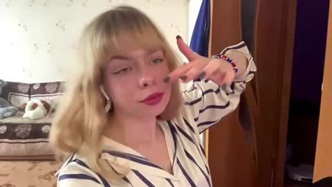 Snapshot of deboraschurer chatting on 14, 7, 2026 Jenny online show from 14, 7, 2026