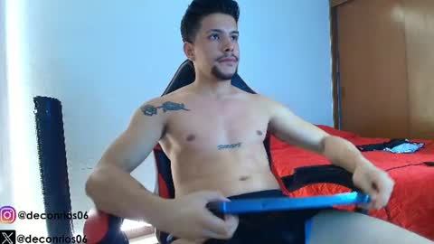 Snapshot of deconrios chatting on 26, 6, 2026 Santiago online show from 26, 6, 2026