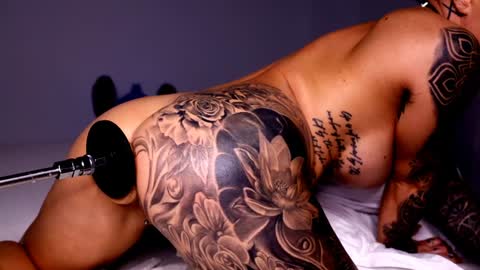   Tikhomirov old usersname    Instagram- tikhomirovandreea17 Twitter DeeaOfficial17  online show from 16, 10, 2025