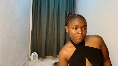Snapshot of deeloverxx chatting on 4, 4, 2026 Dee online show from 4, 4, 2026