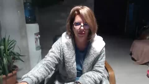 Snapshot of deepintoyourmind chatting on 12, 9, 2025 hi guys i m a cute milf i m here for good time and nice people pls be respectfool and enjoy me online show from 12, 9, 2025