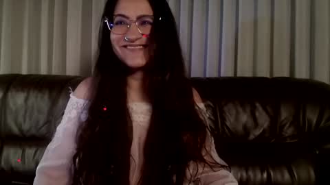 Snapshot of deesseluxure_ chatting on 20, 1, 2025 Andre online show from 20, 1, 2025