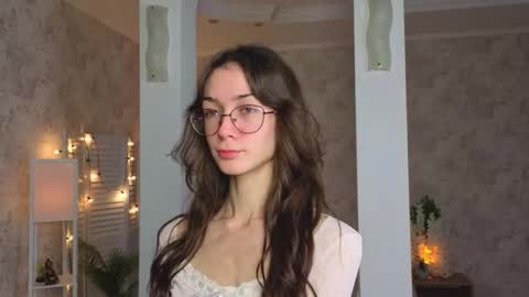 Amy online show from 3, 10, 2025