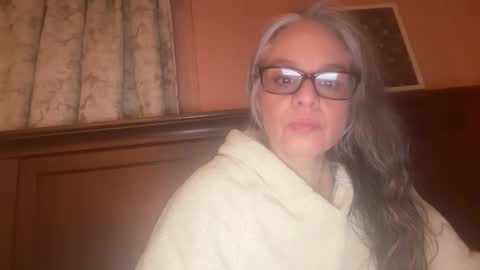 Snapshot of degeneratesaint chatting on 14, 2, 2026 Tori online show from 14, 2, 2026