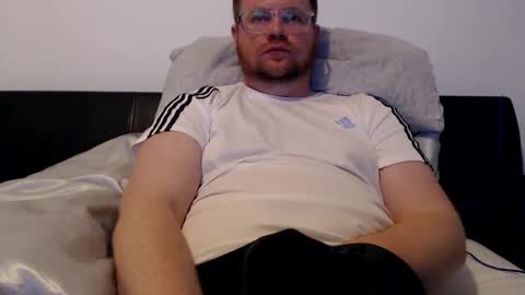 Deise Dude online show from 8, 4, 2026