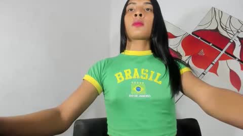 Snapshot of deisyhot23 chatting on 29, 3, 2026 deisyhot23 online show from 29, 3, 2026