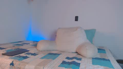  DEIVY  online show from 8, 4, 2026