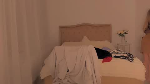 deliadelicious online show from 21, 2, 2025