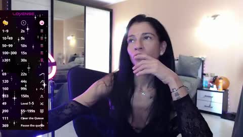 Nicole online show from 3, 11, 2025