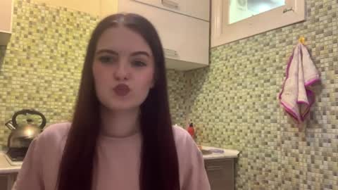 Kiki online show from 9, 4, 2026