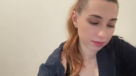 Delivery      online show from 28, 1, 2025