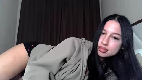 delly_love online show from 14, 10, 2025