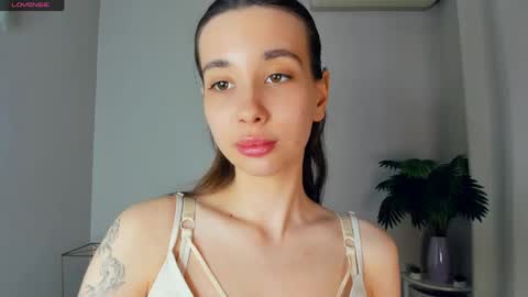 Eliza online show from 2, 4, 2026