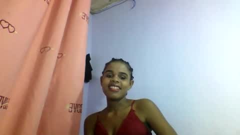 Snapshot of delphineee chatting on 1, 4, 2026 delphine online show from 1, 4, 2026