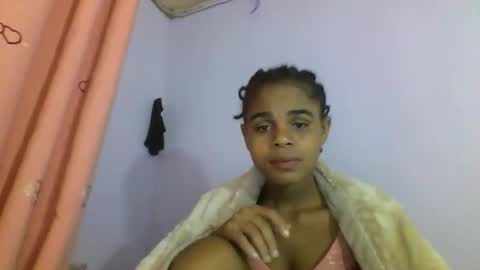 Snapshot of delphineee chatting on 2, 4, 2026 delphine online show from 2, 4, 2026