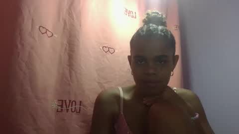 Snapshot of delphineee chatting on 10, 4, 2026 delphine online show from 10, 4, 2026