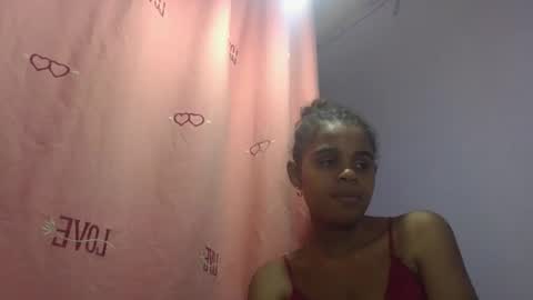 Snapshot of delphineee chatting on 15, 4, 2026 delphine online show from 15, 4, 2026