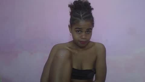 Snapshot of delphineee chatting on 25, 4, 2026 delphine online show from 25, 4, 2026