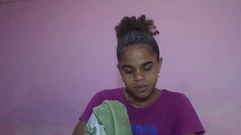 Snapshot of delphineee chatting on 6, 5, 2026 delphine online show from 6, 5, 2026