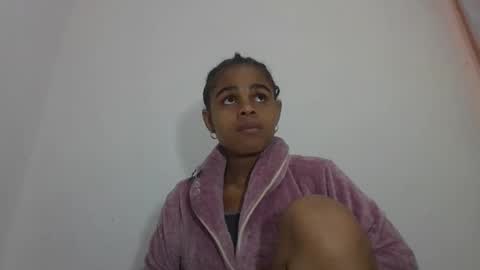 Snapshot of delphineee chatting on 1, 6, 2026 delphine online show from 1, 6, 2026