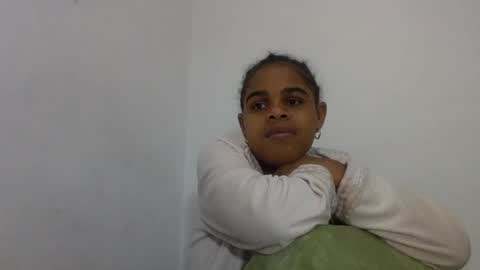 Snapshot of delphineee chatting on 7, 7, 2026 delphine online show from 7, 7, 2026