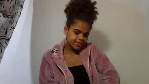 Snapshot of delphineee chatting on 10, 7, 2026 delphine online show from 10, 7, 2026
