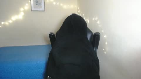 Snapshot of demeter_salviati chatting on 16, 2, 2025 Demeter Salviati online show from 16, 2, 2025