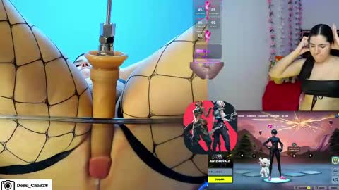 Snapshot of demi_chan chatting on 5, 5, 2026 demiii online show from 5, 5, 2026