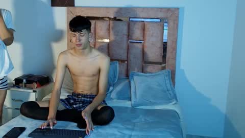 Demian and Salvatore online show from 1, 12, 2025