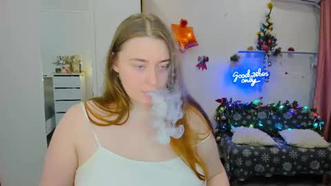 Snapshot of demure_soul chatting on 4, 12, 2024 Sophie online show from 4, 12, 2024