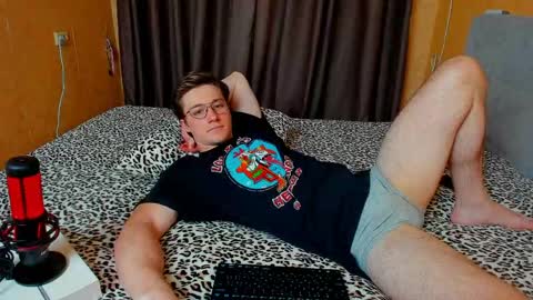 Snapshot of deni_boy99 chatting on 20, 5, 2026 Deni online show from 20, 5, 2026