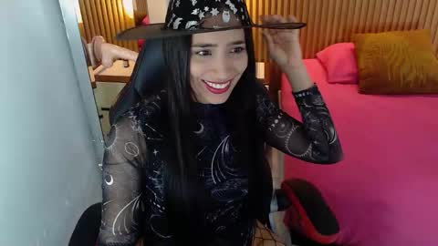 D E N I S  online show from 31, 10, 2025