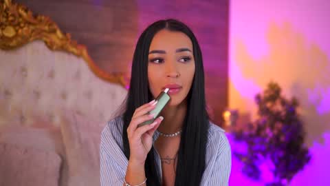 denisedevilles online show from 1, 2, 2025