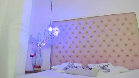 denisse_logan online show from 22, 4, 2026