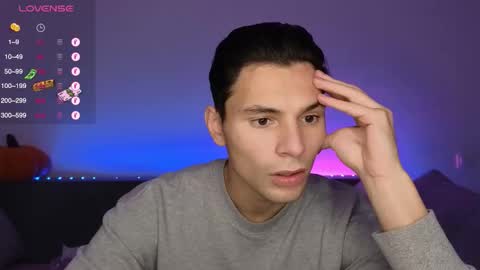 Den online show from 8, 10, 2025