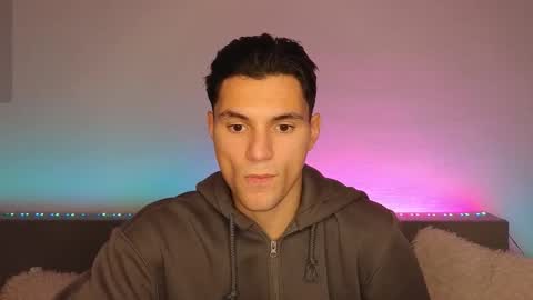 Den online show from 6, 11, 2025